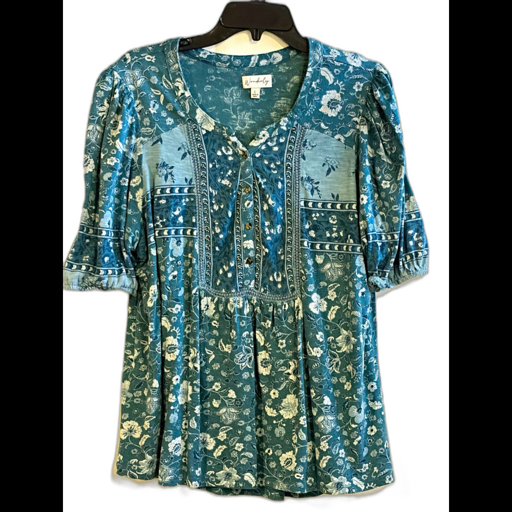 Wonderly Women's Blue/White Floral V-Neck 3/4 Sleeve Button Knit Tunic Blouse L